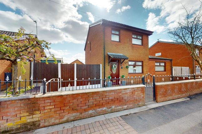 Thumbnail Detached house for sale in Elephant Lane, Thatto Heath, St. Helens