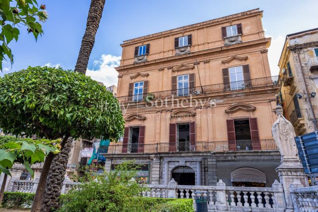 Block of flats for sale in Via Pietro Novelli, Palermo, Sicilia