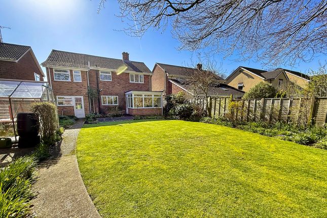 23, Cresswell Avenue, Taunton photo 2