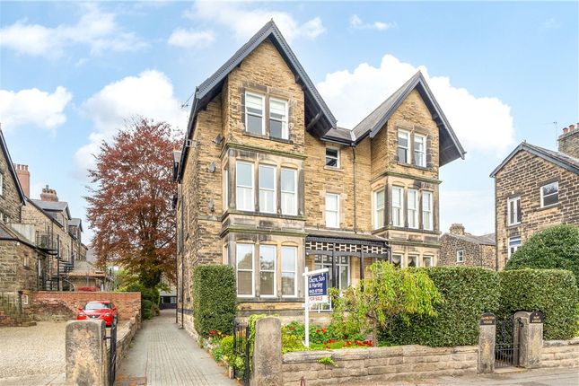 2 bed flat for sale in Park Avenue, Harrogate, North Yorkshire HG2