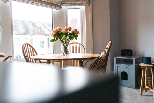 Flat 2, 34-36, Monthermer Road, Cardiff photo 4