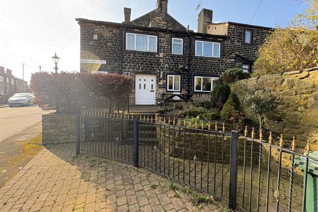 3-bed house on 2-4, White Lane Top, Bradford, £160,000