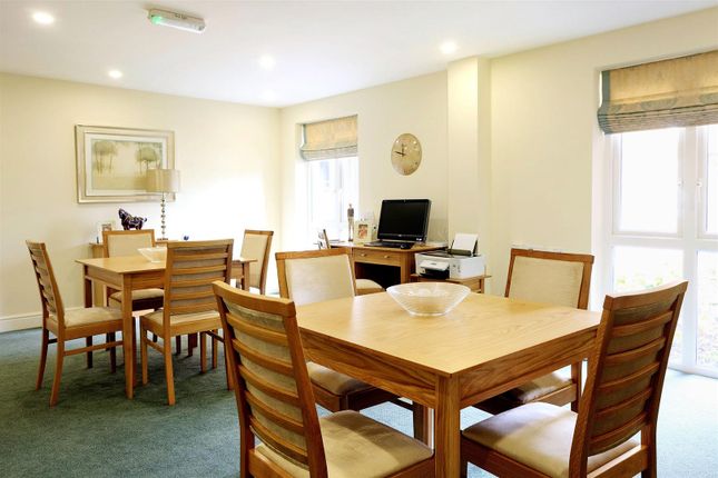 Flat for sale in Goodes Court, Royston, Herts