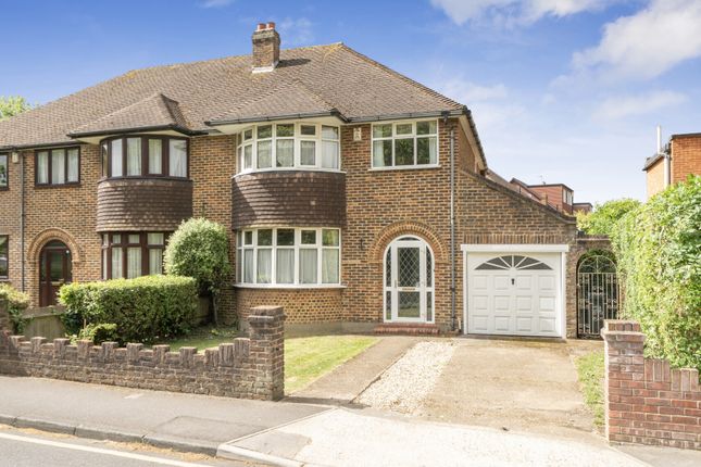 3, Downfield, Worcester Park photo 4