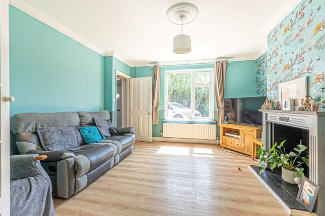 14, Park Lane, Dunstable photo 3