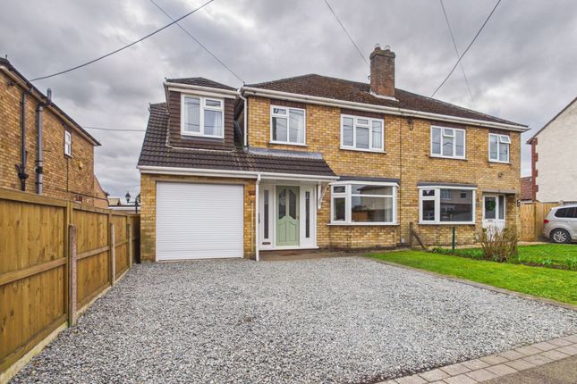 4-bed house on 18 Cemetery Road, Scunthorpe, £210,000