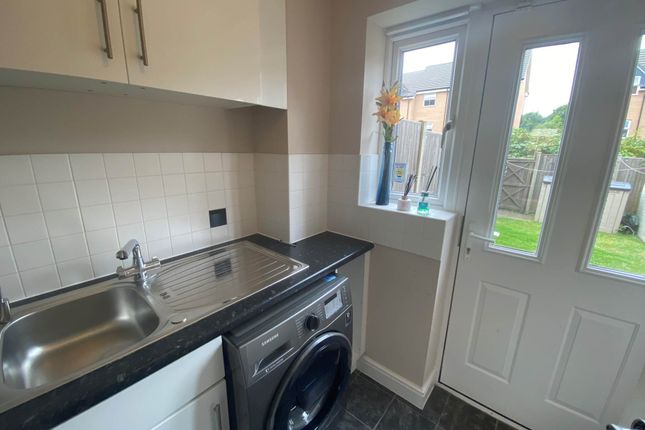 39, Coleridge Way, Borehamwood photo 4