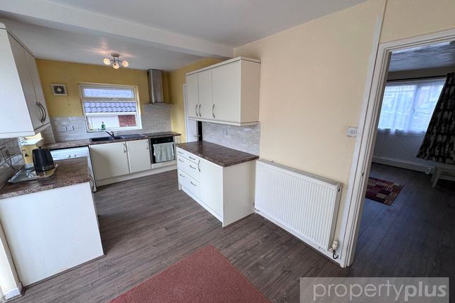 6, Parklands Crescent, Rhondda Cynon Taff photo 3