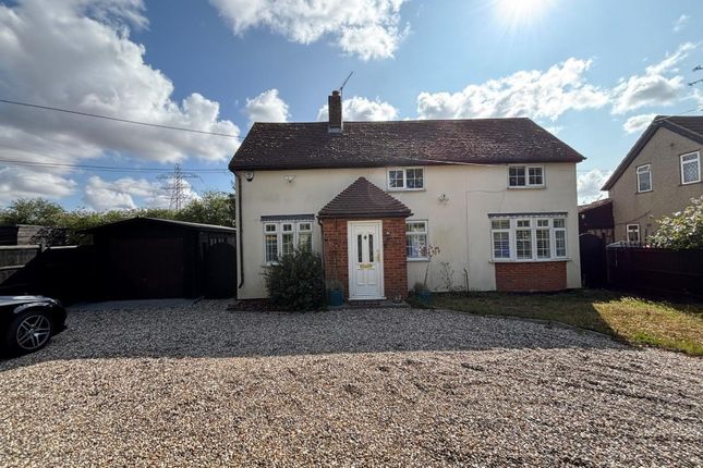 4-bed detached on 4 Gardiners Cottage, Gardiners Lane North, Billericay, £445,000