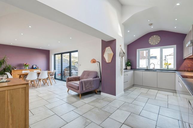 48, Shakespeare Drive, Biggleswade photo 2