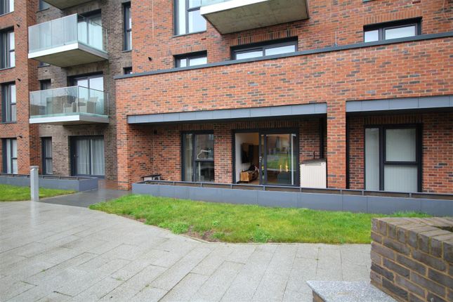 106 Clarkson House, Fletton Quays, Peterborough photo 2