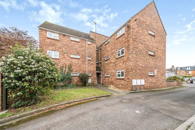 Flat for sale in Ferry Hinksey Road, Oxford, Oxfordshire