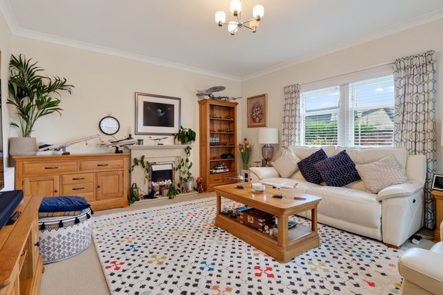 8d, South Crescent Road, Ardrossan photo 3