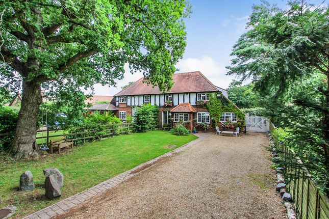 2 Bed Semi Detached House For Sale In Broomfield Gate Chestfield