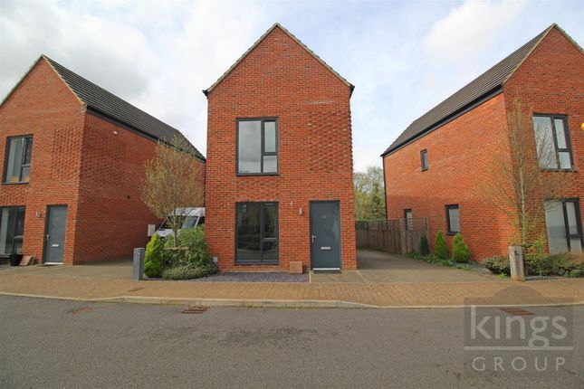 Detached house for sale in Markwick Avenue, Cheshunt, Waltham Cross