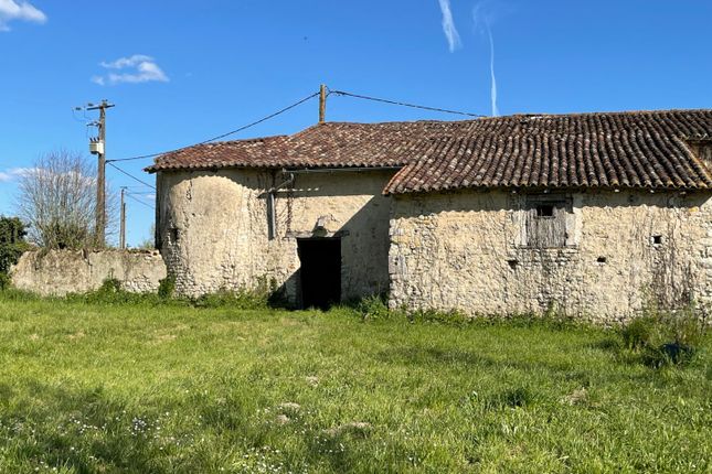 Thumbnail Barn conversion for sale in Courant, Poitou-Charentes, 17330, France