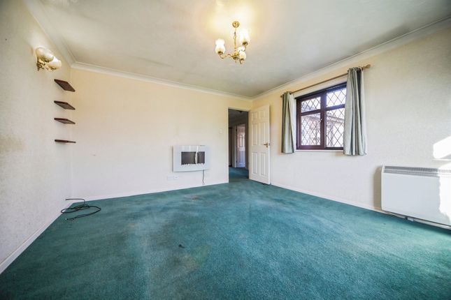 25, Orchard Way, Bury St. Edmunds photo 4
