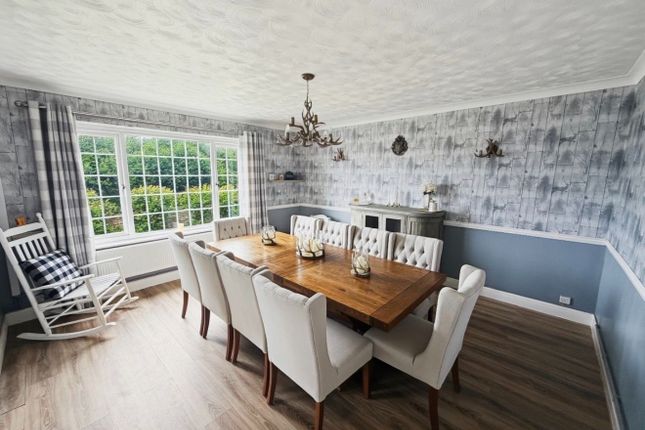 47, Llannon Road, Llanelli photo 3