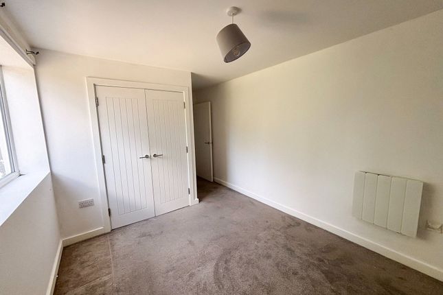 Flat 8, Shirley Court, 574, College Road, Birmingham, B44 0HU photo 4