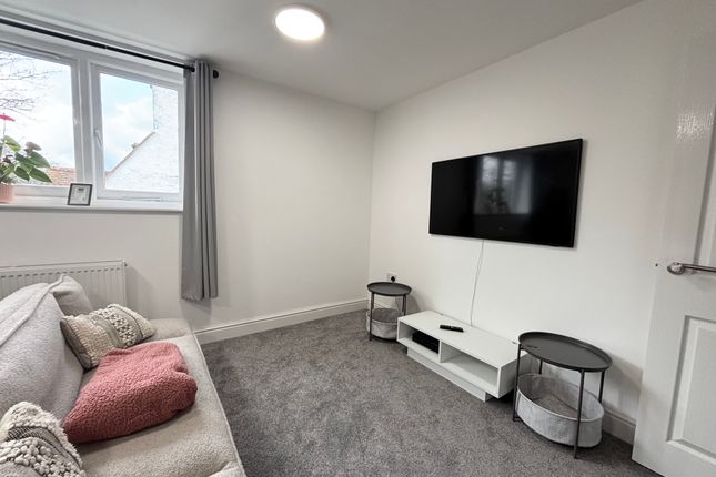 Flat 6, Morland Avenue, Leicester photo 5