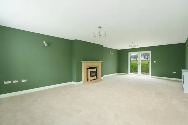 127, Fairways Drive, Santon photo 3