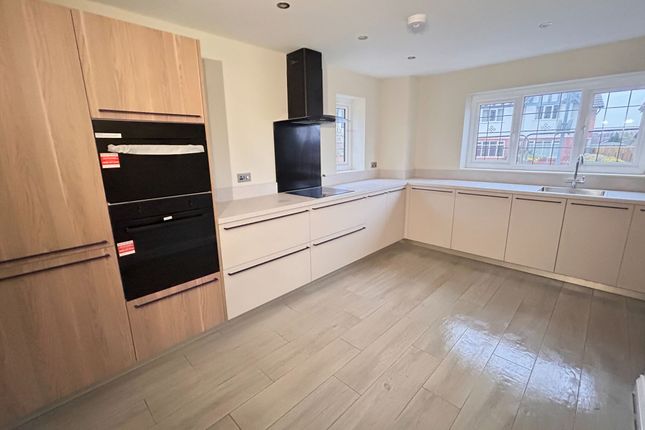Ladybridge Road Cheadle Hulme, Cheshire photo 2