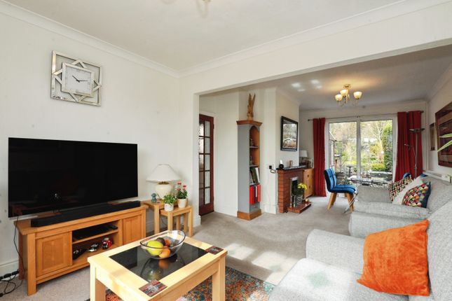 12, The Avenue, Stoke-on-Trent photo 4