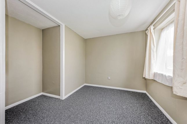Room 2, Canterbury photo 4