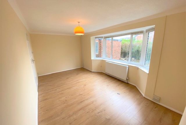 76, Almondsbury Road, Portsmouth photo 5