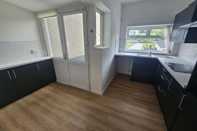 19, Station Road, Newport photo 4