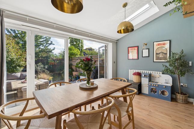 Brudenell Close, Amersham photo 4