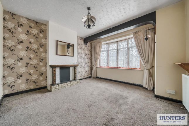 Semi-detached house for sale in Edison Road, Welling