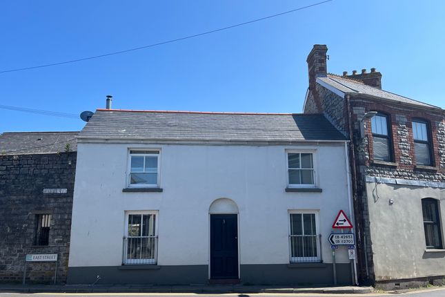 Thumbnail Cottage to rent in The Cross Keys, Llantwit Major