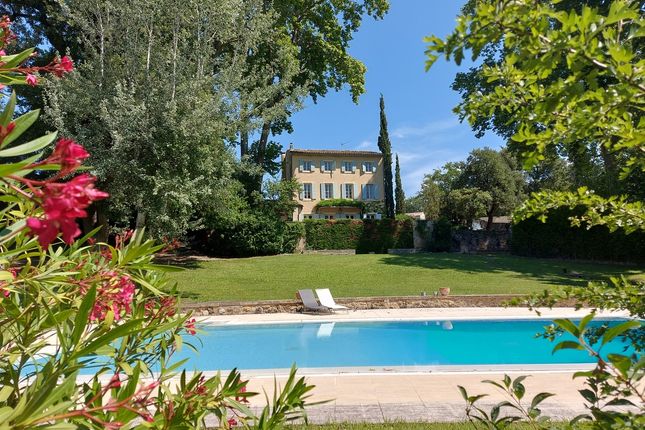 Thumbnail Villa for sale in Cadenet, The Luberon / Vaucluse, Provence - Var