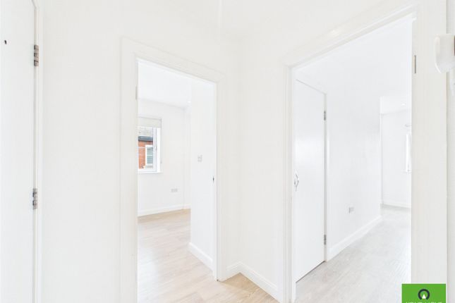 Flat 20, Pelham House, 124, High Street, Hornchurch photo 3