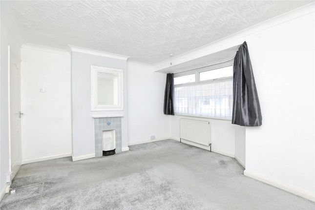 60, Holmside Avenue, Sheerness photo 2