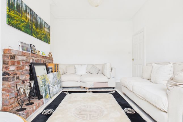 149, DEWSNAP LANE, DUKINFIELD photo 4