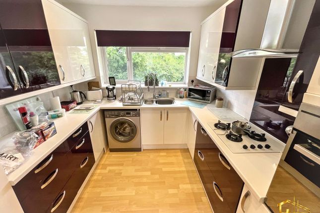 Flat 8 Drake House, Birkdale, Bexhill-on-Sea photo 4