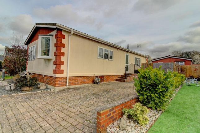 Mobile/park home for sale in Roof Of The World Caravan Park, Boxhill Road, Tadworth
