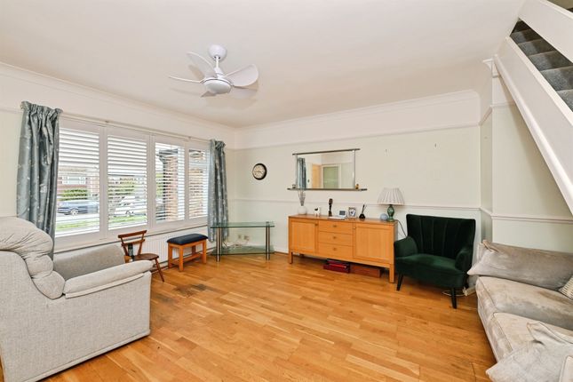 10, Richmond Close, WARE photo 4
