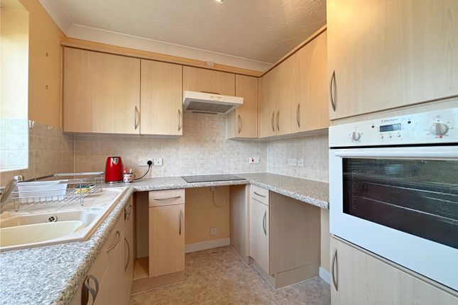 Flat 43, Moores Court,, Jermyn Street, Lincolnshire photo 2