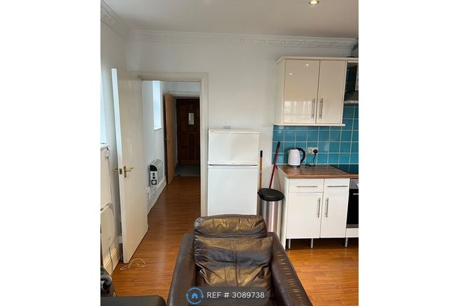 Grove Road, London photo 2