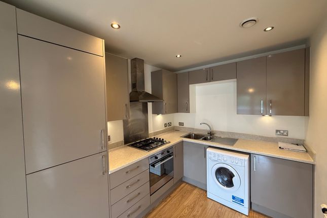 25, Coral Court, Telford Road, LONDON photo 5