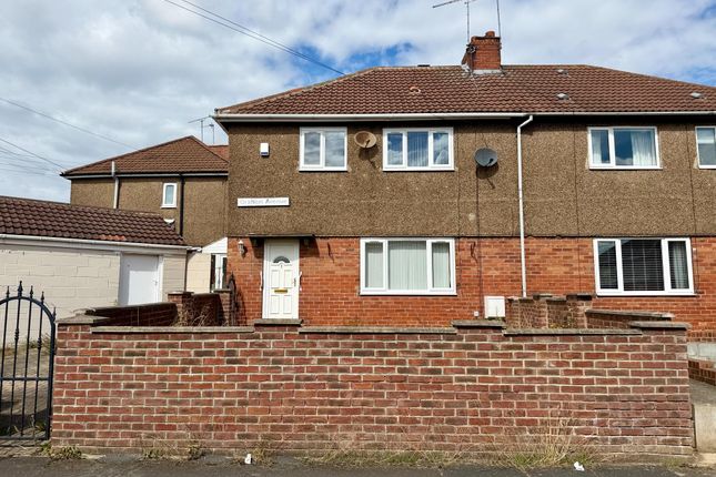 3-bed semi-detached on 1, Graham Avenue, Pontefract, £110,000