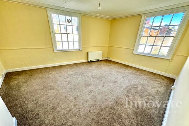 Thumbnail Flat to rent in Birmingham Street, Oldbury