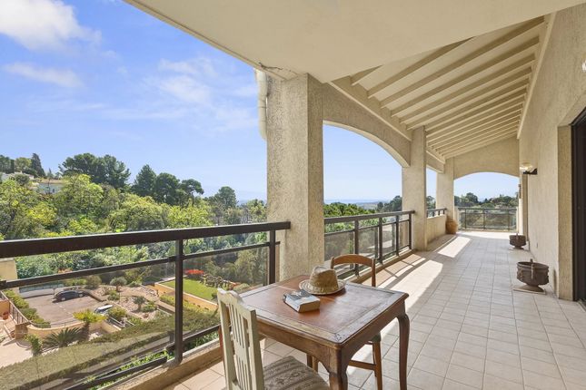Apartment for sale in Mougins, Mougins, Valbonne, Grasse Area, French Riviera