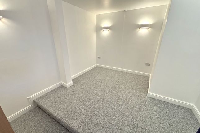 Flat 5, The Hawk, Bridge Street, Halesworth photo 4