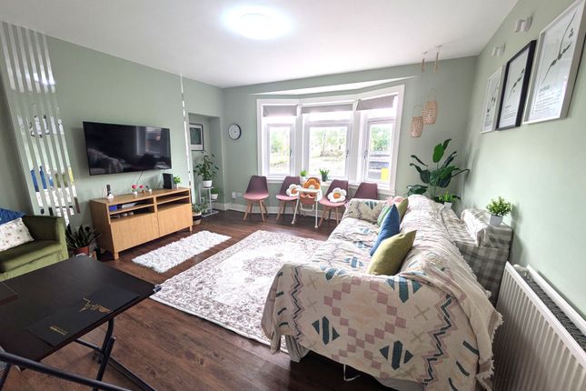Flat D, 7 Macdowall Street, Johnstone photo 3