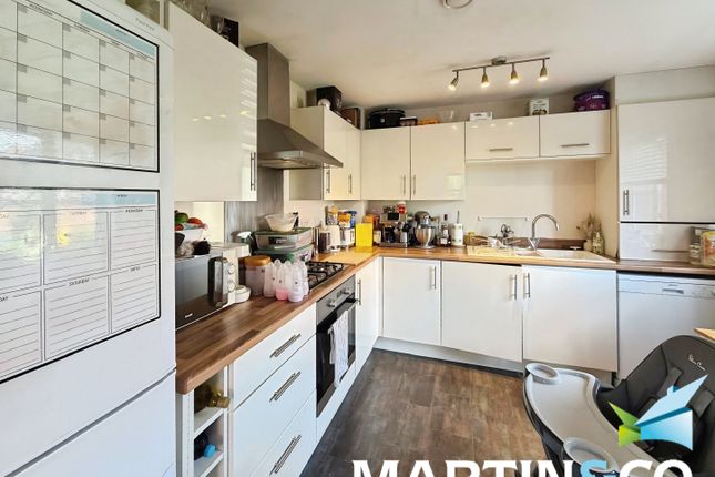 2 Whitby Court, 10, Scampston Drive, Wakefield photo 3