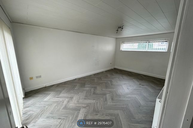 Falkland, Skelmersdale photo 3